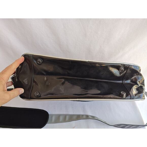 Vintage Nike Patent Leather‎ Look Black Silver Messenger Gym Soccer Shoulder Bag - Picture 11 of 16